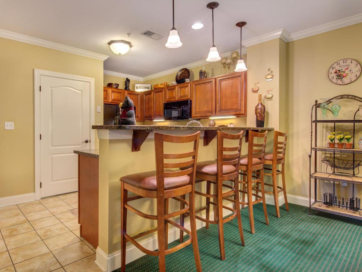 City Bear, 2Br, Pool, Spa, Downtown Gatlinburg, Sleeps 6 Apartamento Exterior foto