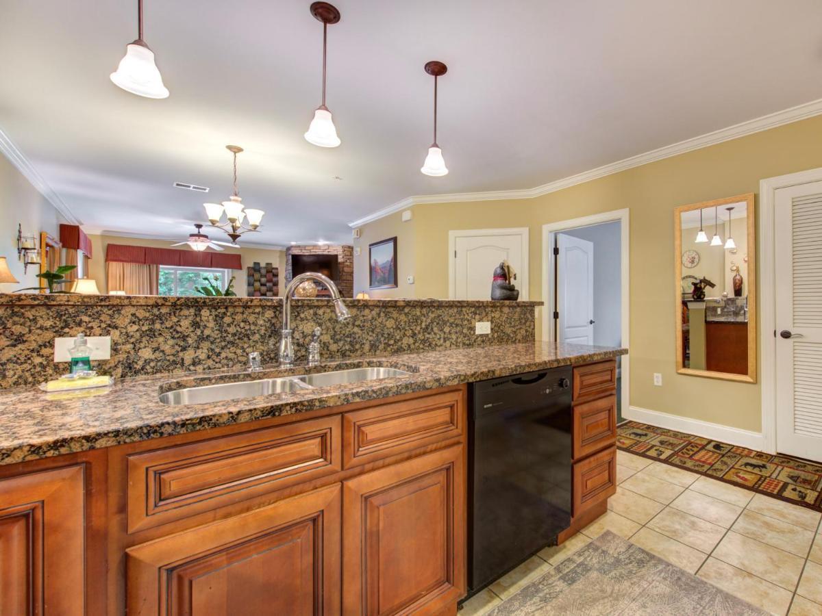 City Bear, 2Br, Pool, Spa, Downtown Gatlinburg, Sleeps 6 Apartamento Exterior foto