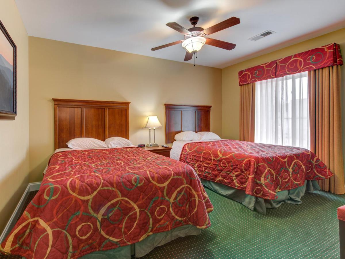 City Bear, 2Br, Pool, Spa, Downtown Gatlinburg, Sleeps 6 Apartamento Exterior foto