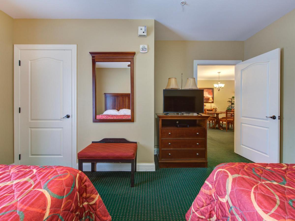 City Bear, 2Br, Pool, Spa, Downtown Gatlinburg, Sleeps 6 Apartamento Exterior foto